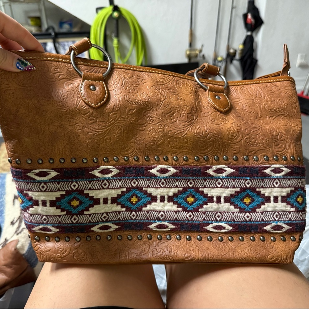 Shyanne Tan and Multicolor Patterned Tote